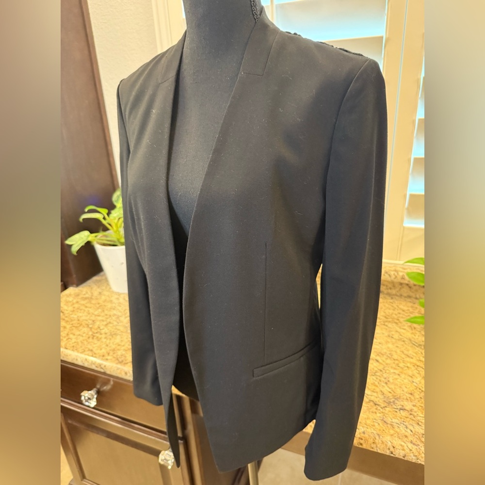 NWOT Kobi Halperin Claudia Black with Lace Back Detail Blazer– Size M - Picture 3 of 9